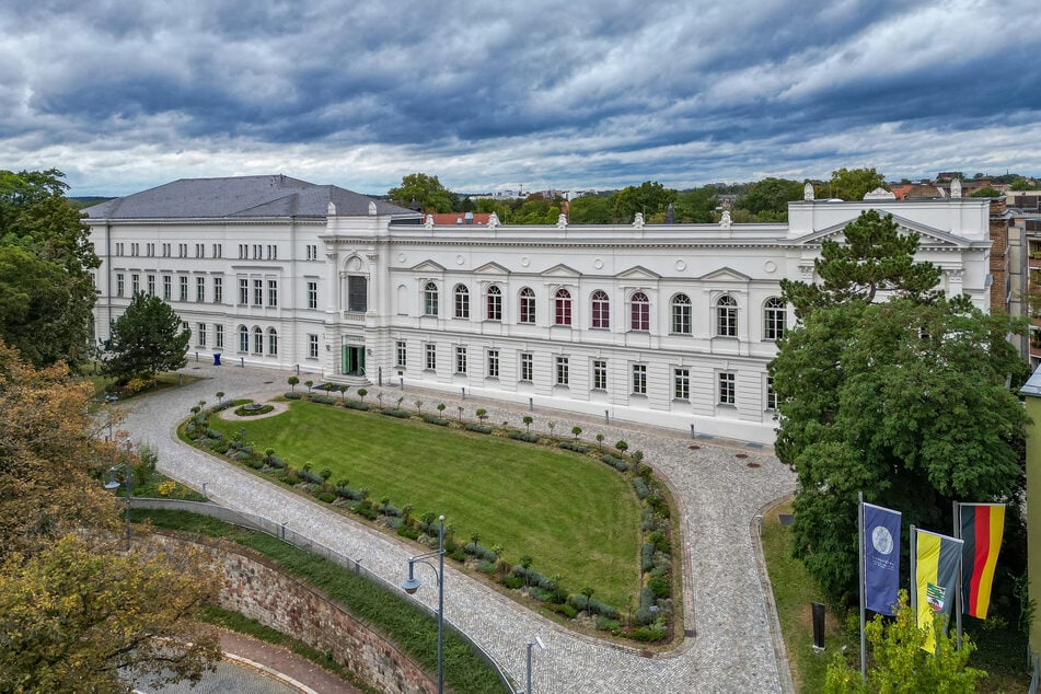 Als Nationale Akademie der Wissenschaften leistet die Leopoldina unabhängige Politikberatung zu gesellschaftlich relevanten Fragen.