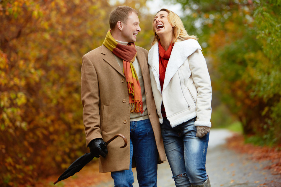 Fall in love with these charming autumn date ideas!