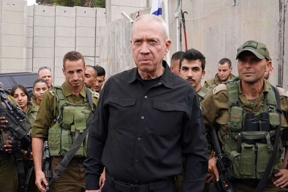 Israels Verteidigungsministers Joav Galant (65).