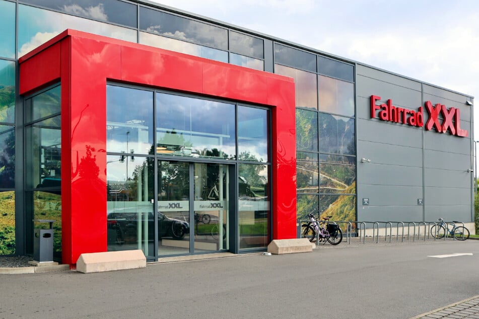 Sichert Euch E-Bikes und Gravelbikes zum Schnäppchenpreis bei Fahrrad XXL.