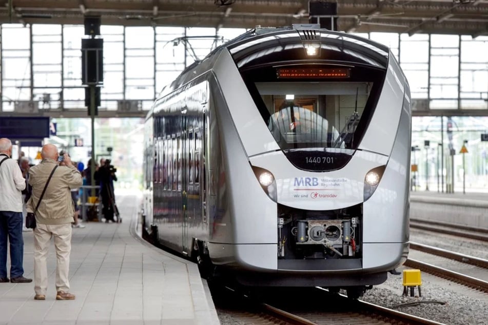 Bei der MRB muss am Donnerstag zeitweise Schienenersatzverkehr eingerichtet werden. (Archivbild)