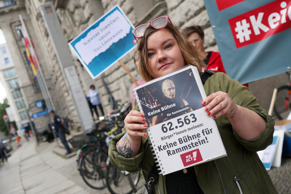 Die Petition "Keine Bühne für Rammstein" wurde von rund 78.000 Menschen unterschrieben.