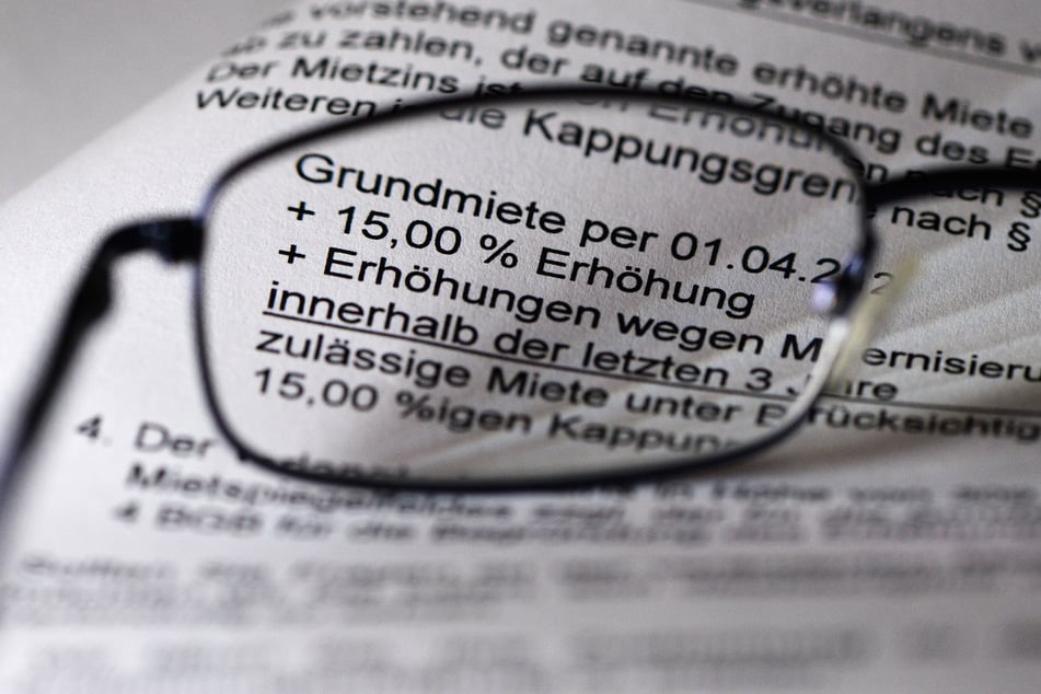 Die Mietpreise in NRW variieren stark. In Köln und Düsseldorf lag die durchschnittliche Kaltmiete im 3. Quartal mit 15,21 Euro beziehungsweise 14,40 Euro besonders hoch. (Symbolbild)