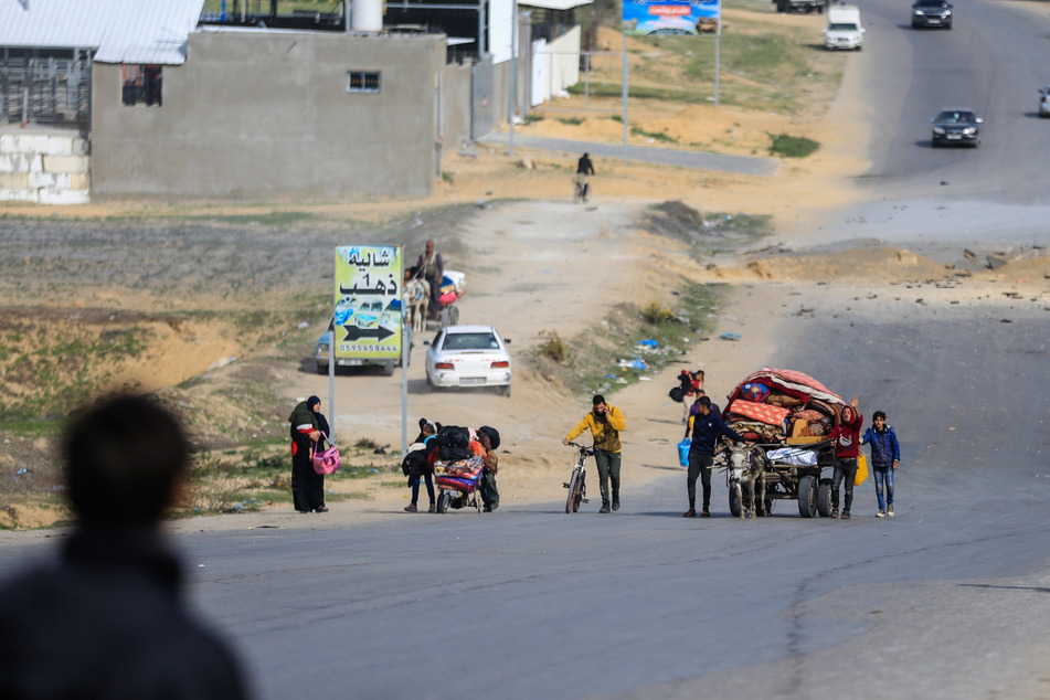 Im Gazastreifen herrscht große Not, viele versuchen immer noch, zu fliehen.