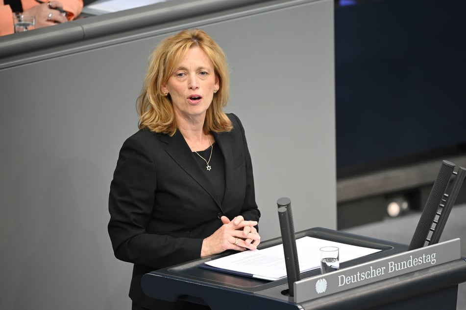 Ist für eine Öffnung des Partei-Dogmas nach links: Bundesbildungsministerin Karin Prien (59, CDU).