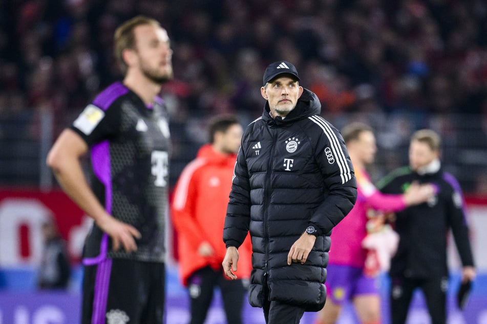 Ratlosigkeit und eine gewisse Frustration: Der Übungsleiter des FC Bayern München scheint die Mannschaft verloren zu haben.