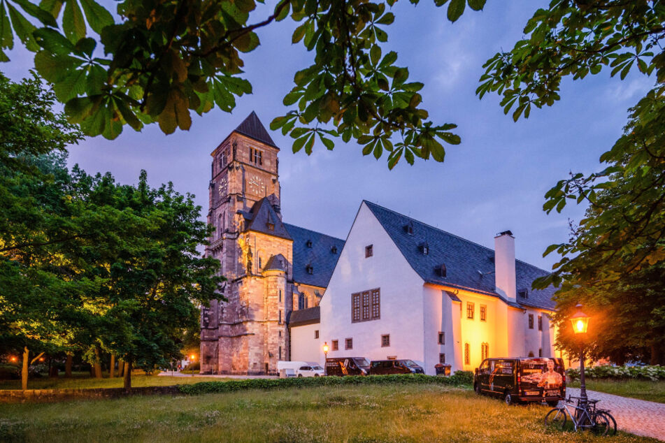 Die Schlosskirche und das Schlossbergmuseum auf dem Schlossberg in Chemnitz.