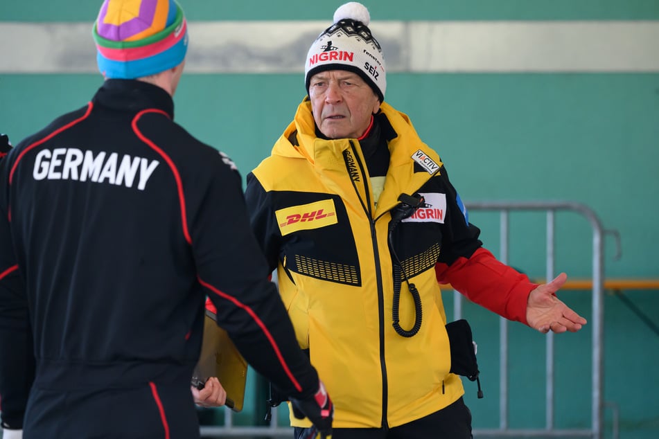 Coach Gerd Leopld (66) reagierte am Freitag geistesgegenwärtig.