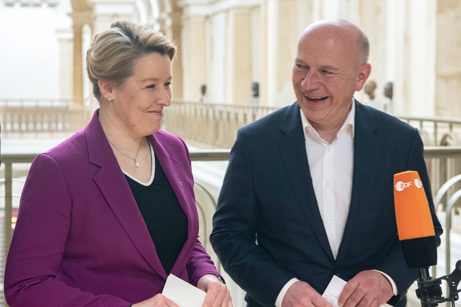 CDU-Chef Kai Wegner (50, r.) soll nach dem Sieg seiner Partei bei der Wiederholungswahl auf SPD-Landesvorsitzende Franziska Giffey (44, l.) folgen und Regierender Bürgermeister werden.