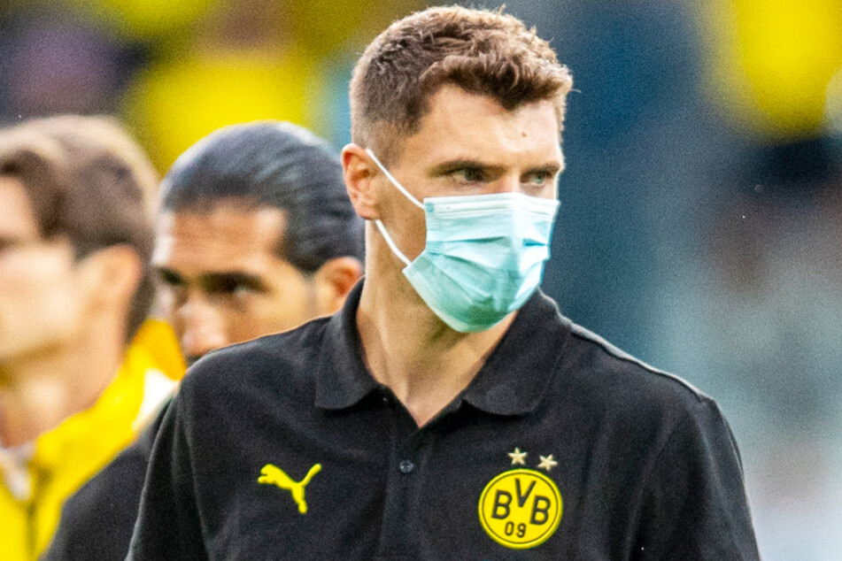 Thomas Meunier (29) von Borussia Dortmund ist kurz vor dem Start in die neue Spielzeit positiv auf Corona getestet worden und fehlt somit vorerst.