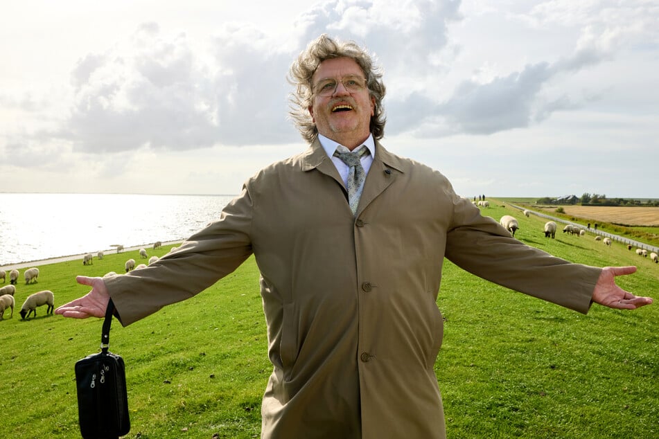 In seinem neuen Kinostreifen (Premiere am 26. März) reist Hape Kerkeling als Lokalreporter Horst Schlämmer quer durch Deutschland, um das Glück wiederzufinden.