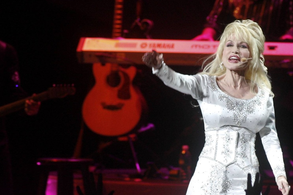 Dolly Parton withdraws from Rock & Roll Hall of Fame nominations