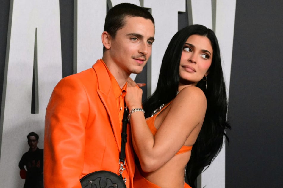 Timothée Chalamet says "yes" to marrying Kylie Jenner in viral interview!