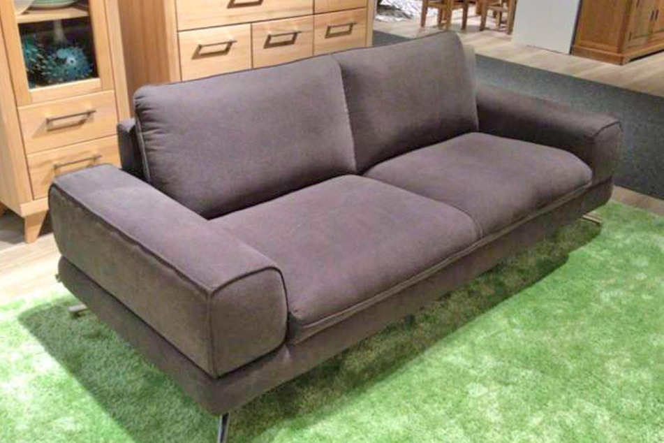 Möbel Kraft verkauft dieses Sofa gerade zum Spottpreis