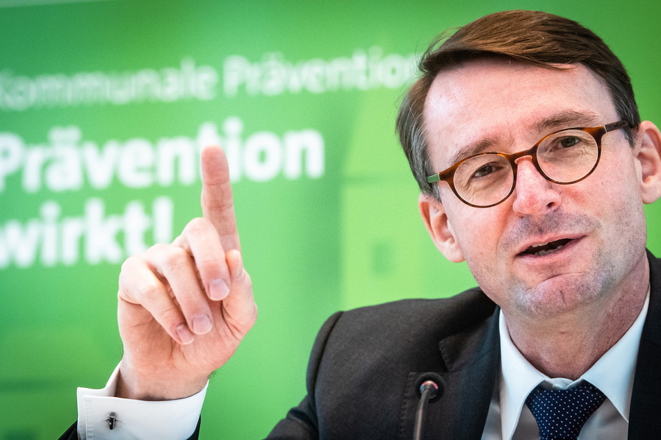Hat reagiert: Sachsens Innenminister Roland Wöller (50, CDU).