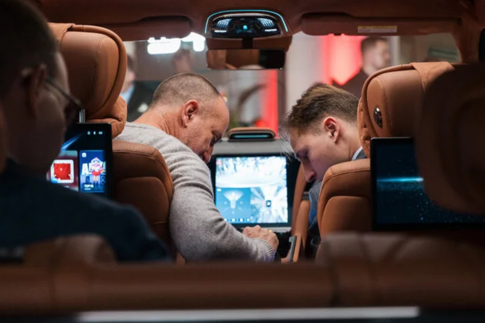 Im neuen Showroom könnt Ihr Euch ausgiebig mit den Autos von BYD befassen. Bei Fragen helfen Euch die geschulten Experten gern weiter.