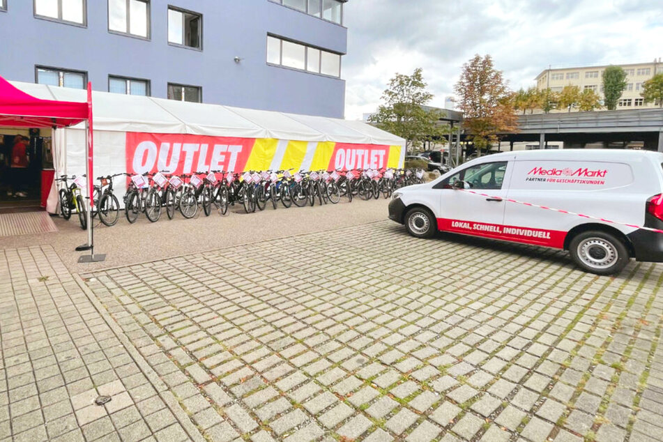 Letzte Chance auf die vielen Outlet-Angebote bei MediaMarkt in Stuttgart-Feuerbach.