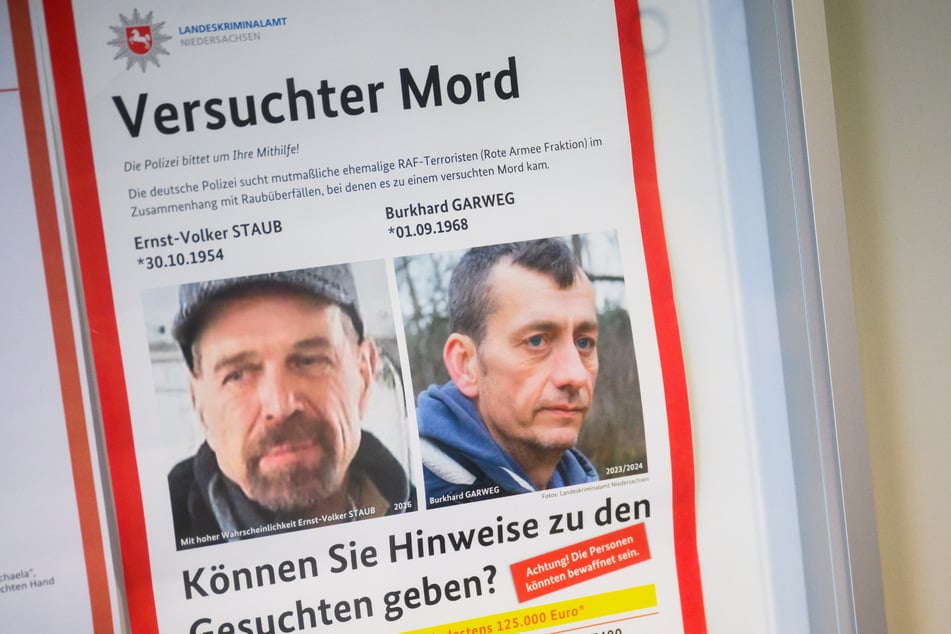 Garweg und auch Ernst-Volker Staub sind weiterhin untergetaucht.