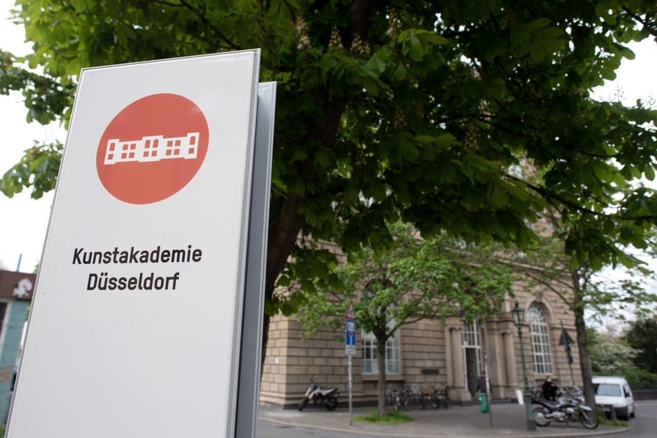 Der Druck auf die Kunstakademie in Düsseldorf nimmt weiter zu. (Archivfoto)