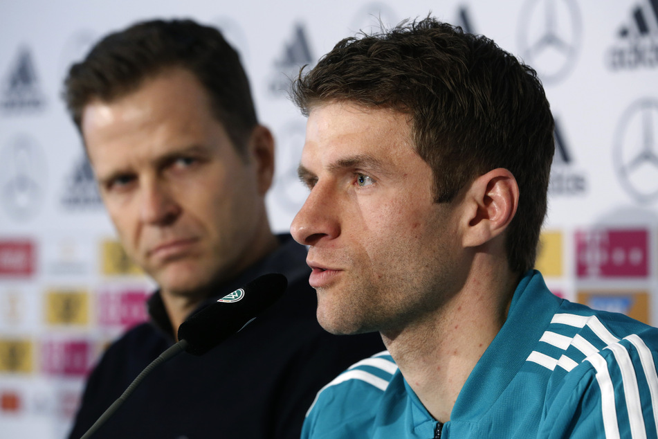 Thomas Müller wurde genau wie Mats Hummels und Jérôme Boateng bei der Nationalmannschaft aussortiert. Derzeit könnte man die Routiniers sicherlich gut gebrauchen. (Archivbild)