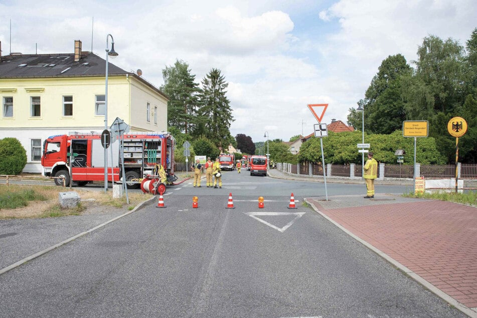 Am heutigen Dienstagnachmittag kam es zu einem Unfall mit Chemikalien in Ebersbach-Neugersdorf.
