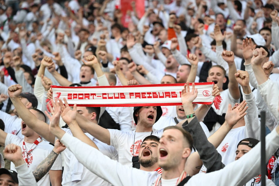 Die Fans des SC Freiburg dürfen ihre geplante Final-Choreo offenbar nicht wie geplant durchführen.
