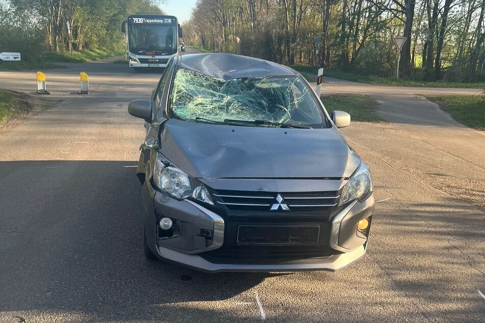 Am Mittwoch wurde in Schleswig-Holstein ein Radfahrer von einem Auto erfasst.