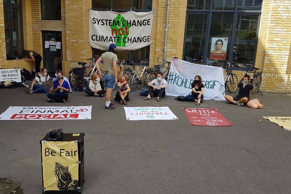 Die Aktivisten von Extinction Rebellion setzen sich für den Klimaschutz ein.