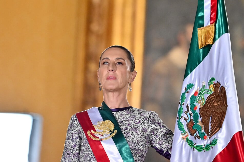 Claudia Sheinbaum regularly greets and interacts with her supporters to maintain a degree of intimacy with the public.