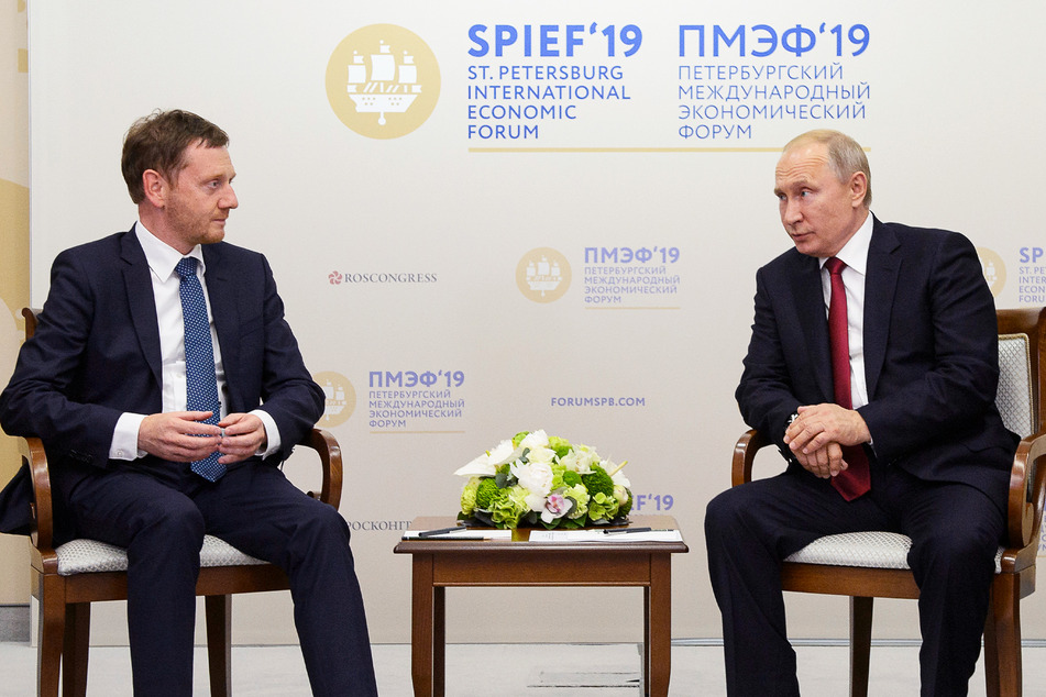 Ministerpräsident Michael Kretschmer (46, CDU, l.) mit dem russischen Staatschef Wladimir Putin (69).