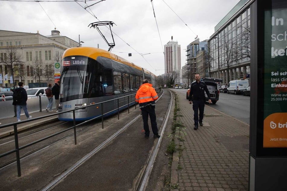 Im Zuge des Unfalls kam es vorübergehend zu Verkehrseinschränkungen.