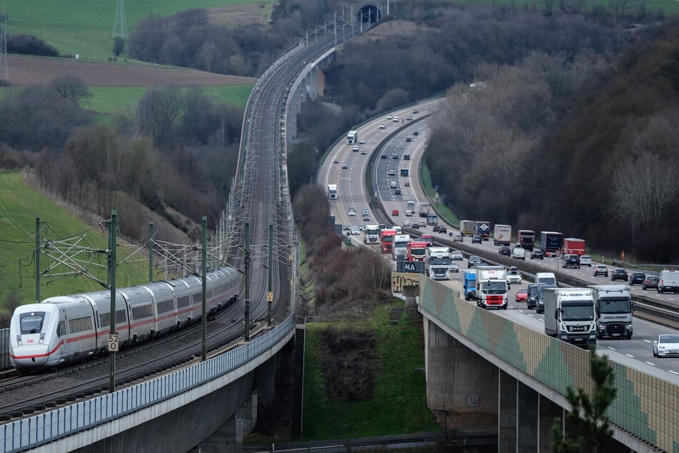 Die A3 bei Neustadt (Neuwied): Hier war es am Sonntagnachmittag zu dem Unfall gekommen. (Archivbild)