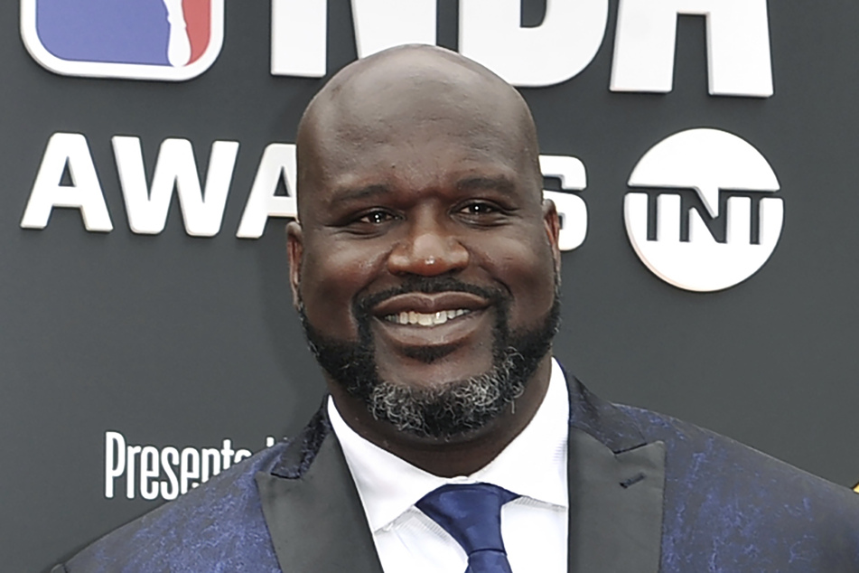 Geht Shaquille O'Neal (48) nun unter die Profi-Wrestler? Zumindest lieferte er mal ein dramatisches Debüt beim WWE-Konkurrenten AEW.
