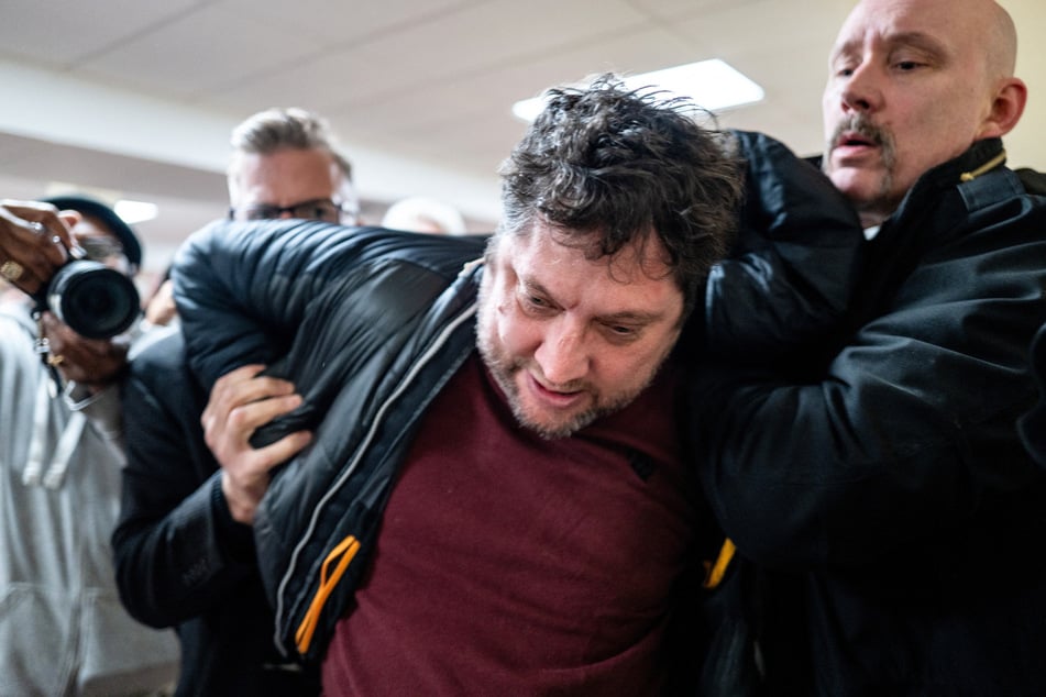 On Monday, a judge ruled that the Minnesota man who allegedly assaulted Congresswoman Ilhan Omar will remain in federal custody.