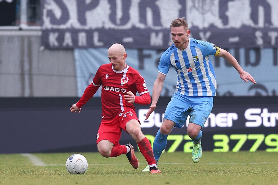 Offensivwirbler Maximilian Krauß (27, l.) ist noch nicht in der Gala-Form der Vorsaison.