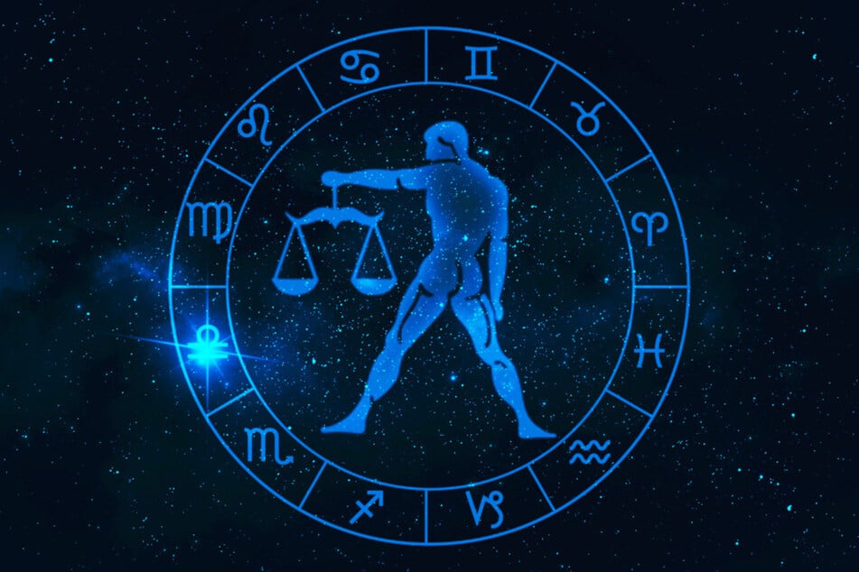 Free Libra monthly horoscope for August 2024