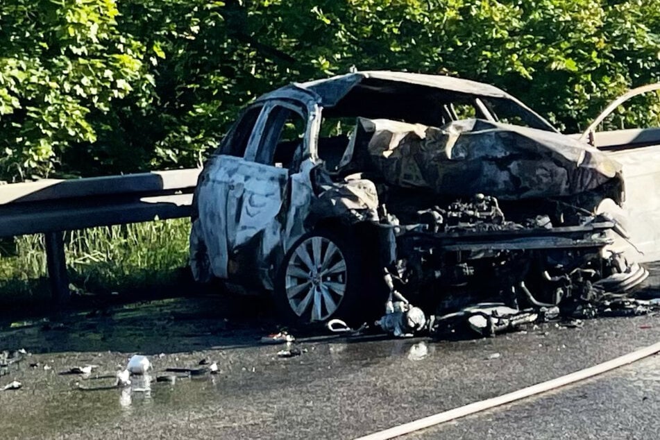 Unfall A66: Lastwagen kracht in Stau-Ende: Ein Toter, Autobahn bei Offenbach voll gesperrt