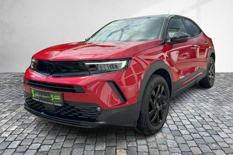 Abbildung zeigt Sonderausstattung.