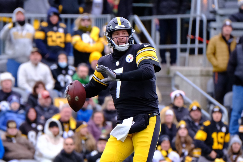 Ben Roethlisberger rushed for a TD against the Titans on Sunday.