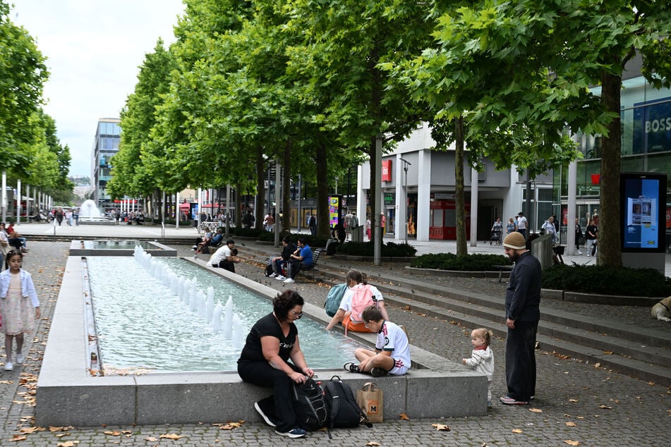 Auch die Wasserspiele an der Prager Straße plätschern zeitlich eingeschränkt.