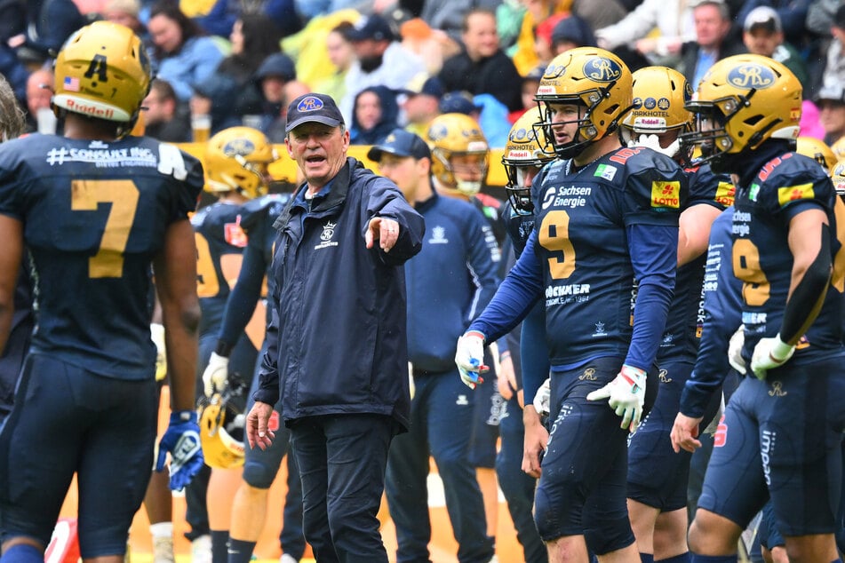 Chefcoach Greg Seamon (69) muss seine Monarchs nach der Sommerpause schnell wieder auf Betriebstemperatur bringen.
