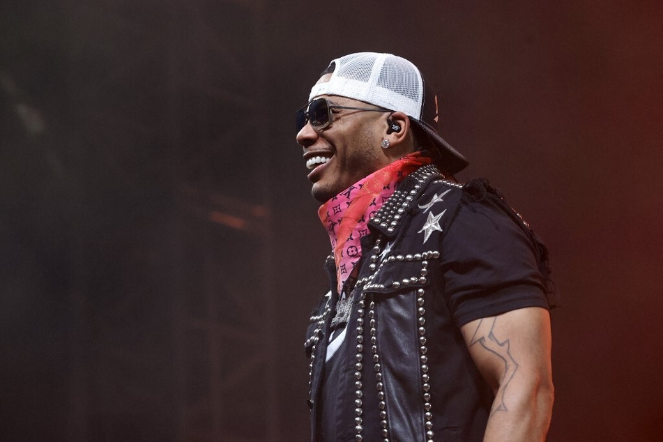 Grammy Award-winning rapper Nelly is set to perform a Super Bowl-like halftime show during the 2023 Big 12 title showdown game!