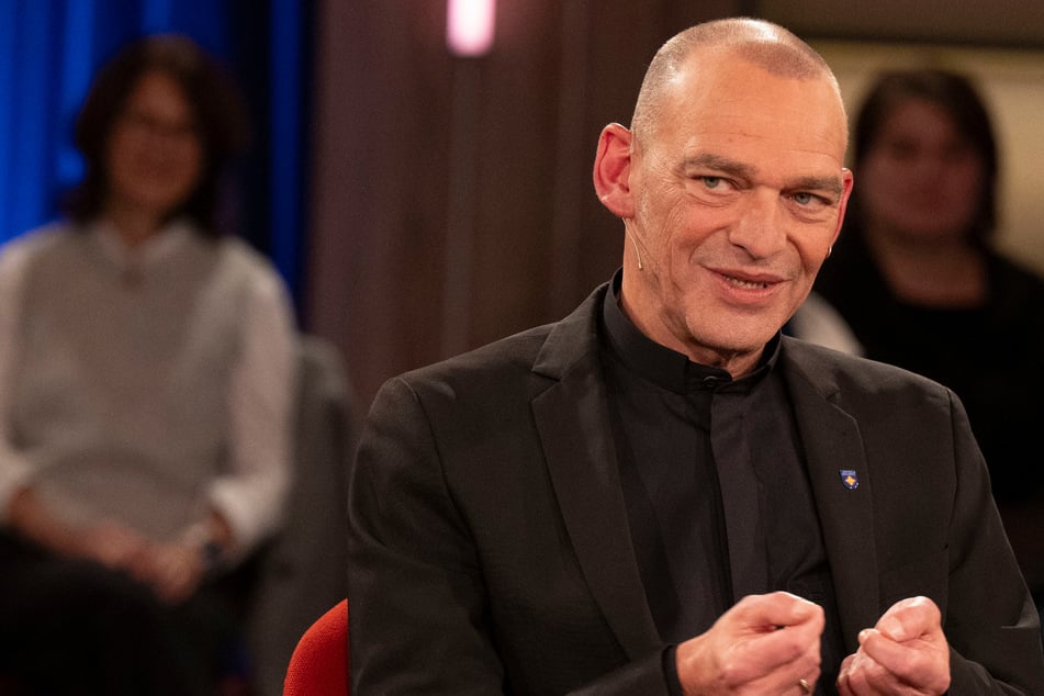 "Kölner Treff": Notfallseelsorger berichtet von krassem Arbeitsalltag