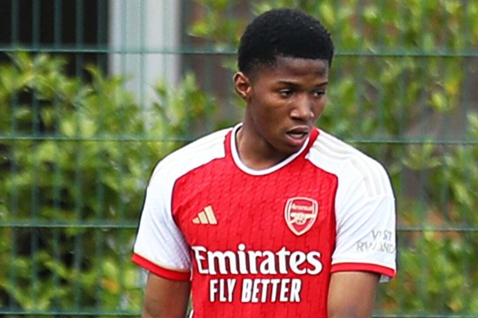 Mega-Talent Chido Obi-Martin (16) vom FC Arsenal ist heiß begehrt auf dem Transfermarkt. Auch Eintracht Frankfurt soll bereits angeklopft haben.