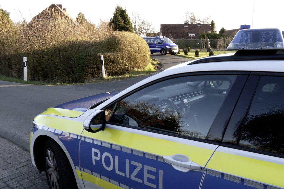 Mysteriöser Polizeieinsatz! Ermittler finden Leichenteile bei tagelangen Durchsuchungen