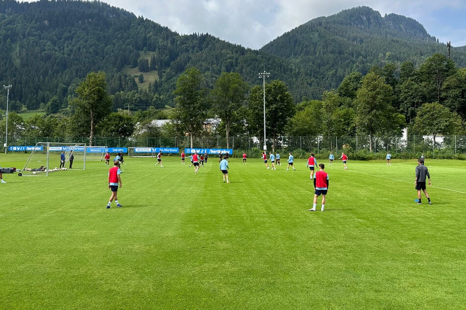 Die Hertha-Stars sind wie vergangenes Jahr wieder in Kitzbühel untergekommen, bereiten sich auf die neue Saison vor.