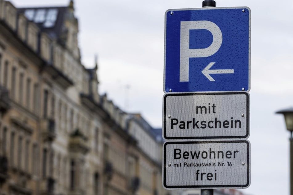 Dresden: Zur Kasse bitte! Jetzt zahlen Anwohner deutlich mehr fürs Parken