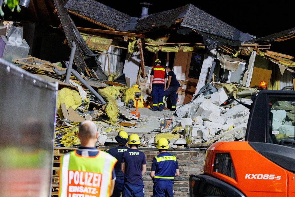 Am frühen Samstagmorgen konnte auch die zweite Leiche aus den Trümmern des Hotels geborgen werden.