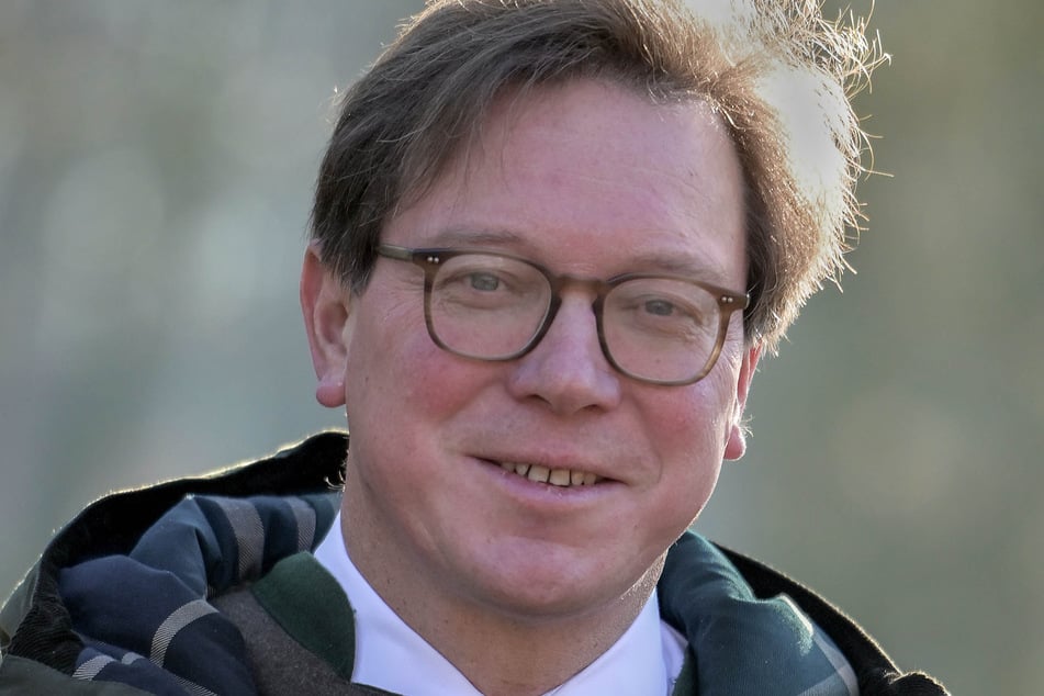 Umweltminister Georg-Ludwig von Breitenbuch (54, CDU) freut sich sehr auf Weihnachten. (Archivbild)