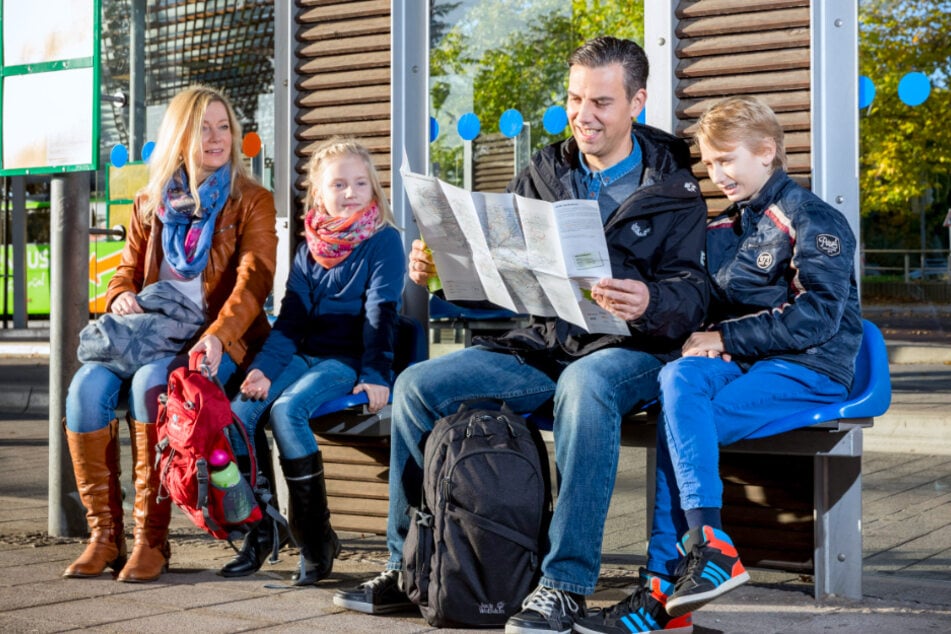 Ganz entspannt mit der ganzen Familie unterwegs – mit den Abo-Monatskarten von marego.